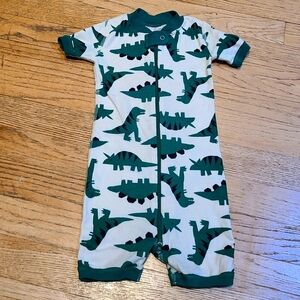 Hanna Andersson 18-24 dinosaur onesie romper pajamas dino zip